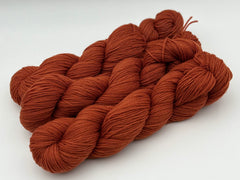 DK ‘Cosy Colours’ Fox 100g (245m)