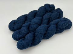 4ply ‘Falklander’  Navy 400m