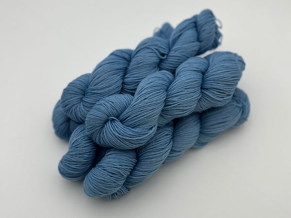 5ply / Sport weight Sky blue 100g